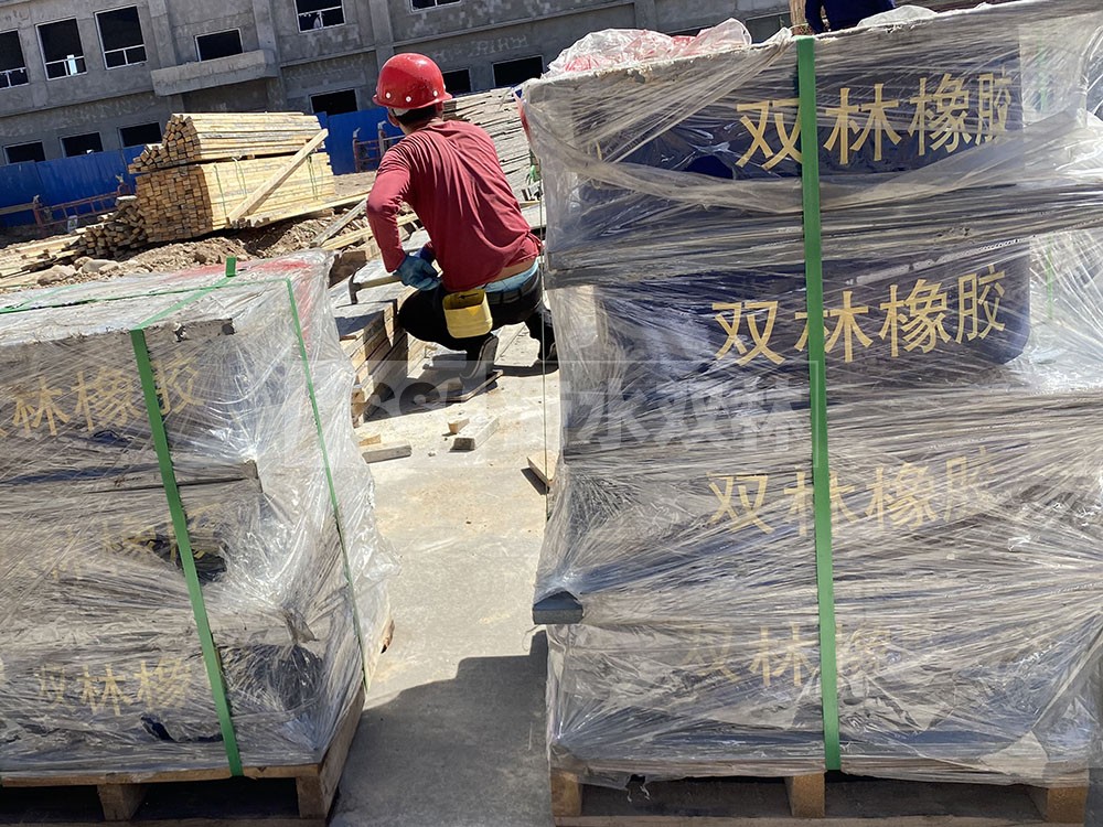天然橡胶隔震支座生产厂家